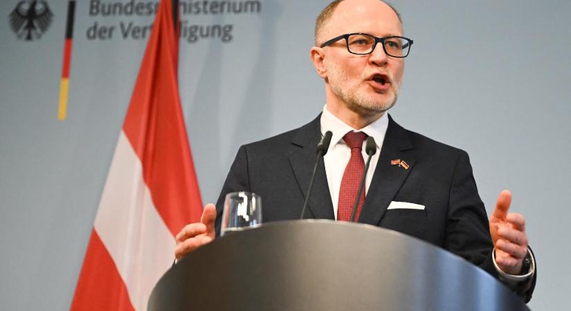 Drónok zuhantak le Lettország területén, az orosz határ mentén van, ahol nem nyitnak ki az iskolák