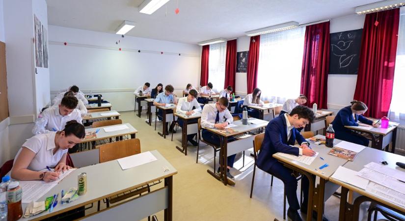 Közzétették a történelemérettségi hivatalos megoldásait