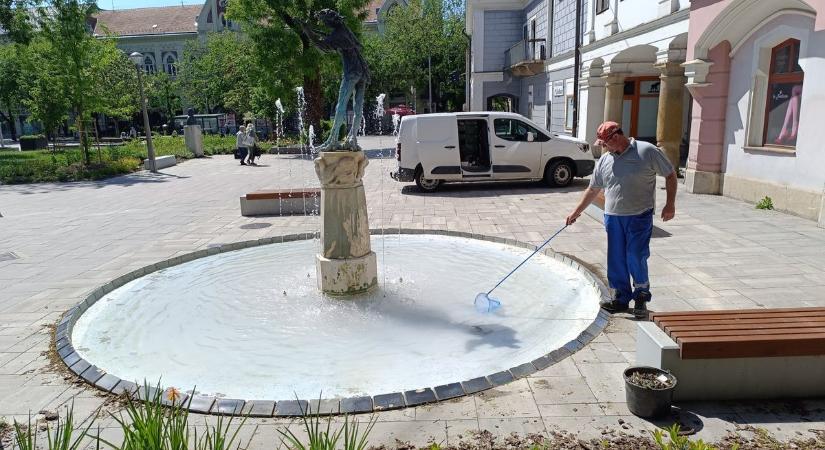 Szökőkutakban jók vagyunk
