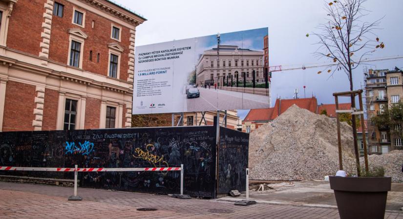 Érvénytelenítette a Pázmány Campusra kiírt közbeszerzési eljárást Lázár János