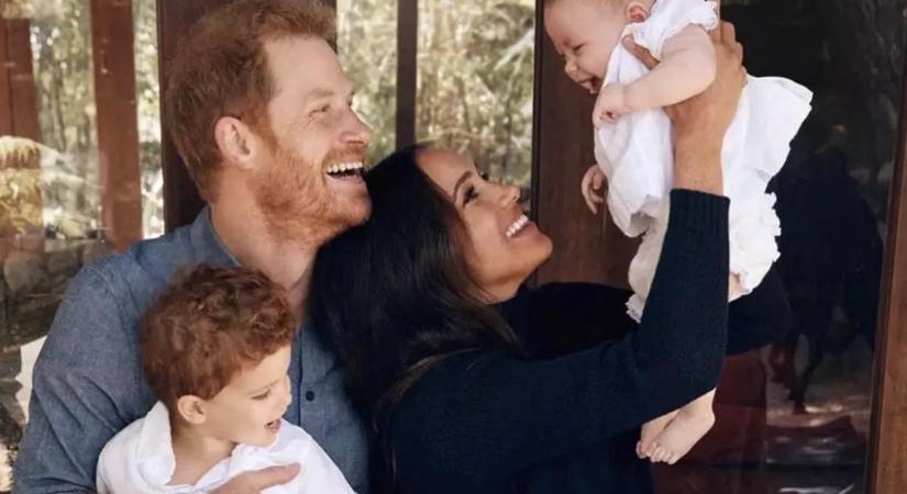 Ettől elolvadsz: hétéves lett Archie herceg, Meghan Markle elképesztően aranyos képpel köszöntötte fel