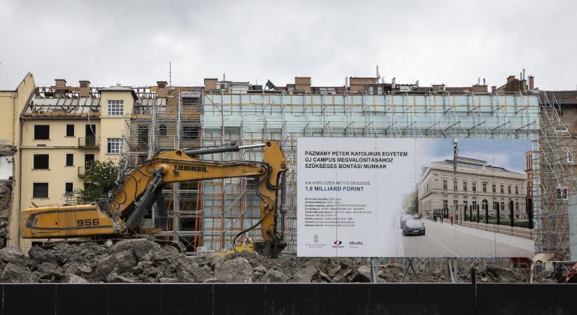 Lázár János eredménytelennek nyilvánította a Pázmány Campus megvalósítására kiírt tendert