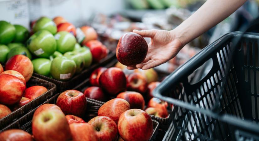 Retteg a világ az áremelkedéstől, ami még ide sem ért – Lehet ilyenkor kamatot vágni?