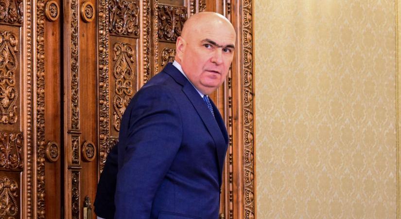 „Ilie Bolojant levadászták a kormány éléről, ahonnan a választási plakátokra került” – minden, amit a román kormányválságról tudni érdemes