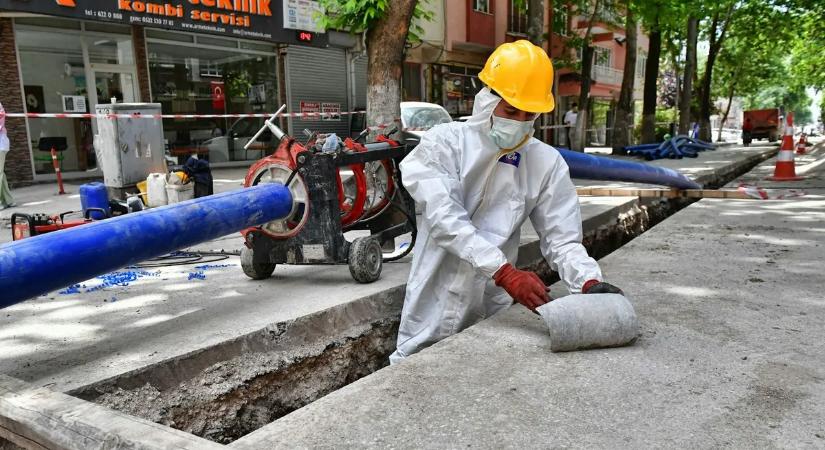 Azbesztbotrány Zalaegerszegen: parkolót zártak le, utcák kerülnek veszélybe