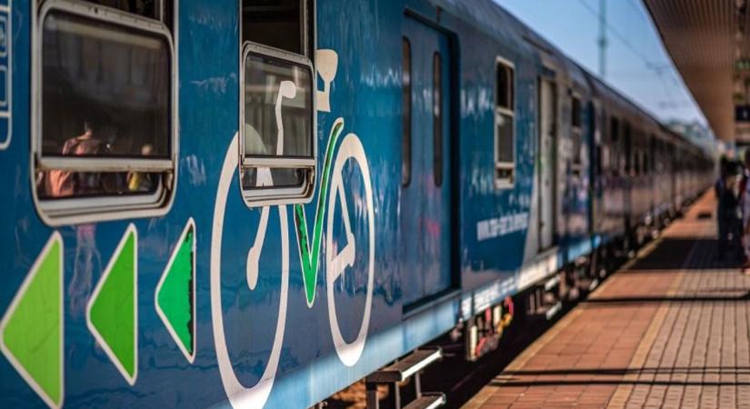 Változik menetrend, ezt kell tudni a Balaton napijegyről, Bagolyjáratokról, kerékpárszállításról, vármegyebérletekről
