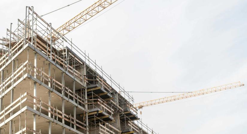 Lakások épülhetnek fiataloknak, pedagógusoknak és orvosoknak Erdélyben