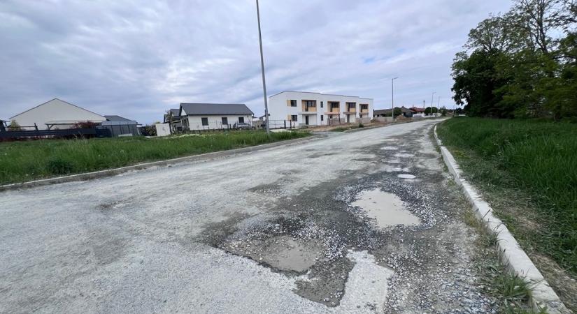 100 millió forintot kap gyorssegélyként a kormánytól Zalaegerszeg az azbeszt helyzet kezelésére, miközben Szombathely saját erőből kezdi meg a szennyezett utak bitumenes zárását