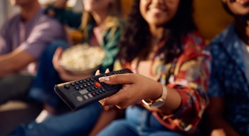 Nem naponta és nem hetente – ilyen gyakran kell kitisztítani a tévé távirányítóját
