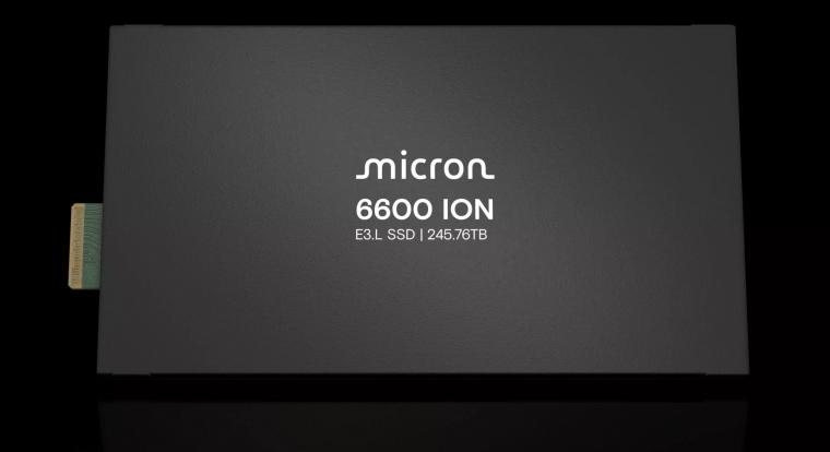 Erre az SSD-re tuti, nincsen pénzed, pedig elfér rajta a fél Internet