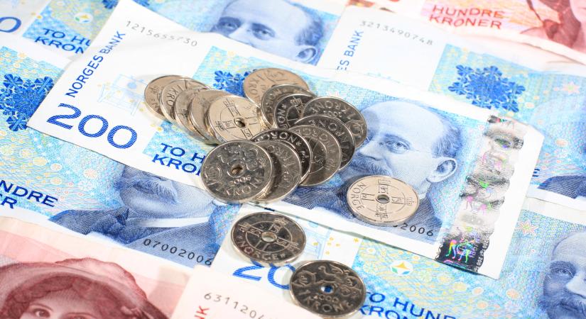 Eldőlt az első dominó Európában, kamatot emelt a leggazdagabb ország jegybankja