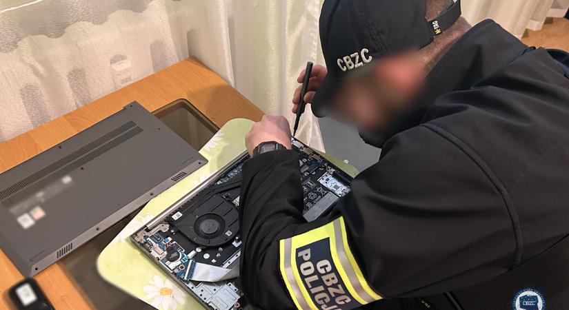 Nagyszabású akció Lengyelországban: több mint száz gyanúsított gyermekpornográfia miatt