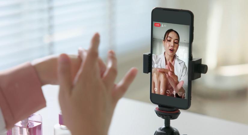 Elszabadult a TikTok új AI-funkciója: gyümölcsnek nézte a hatalmas sztárt, azonnal le is állították