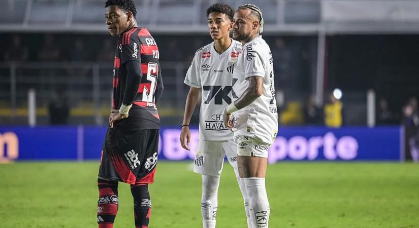 Neymar nyilvánosan is bocsánatot kért a Robinho fiának lekevert pofonért