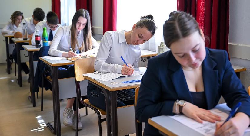 Megérkeztek az angolérettségi válaszai, indul a pontszámolás