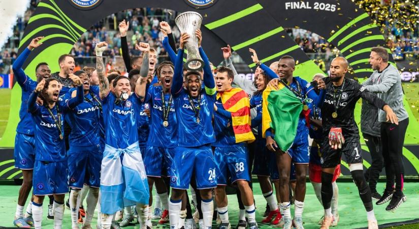 Hansi Flick a Chelsea brazil csatárát szeretné a Barcelonába