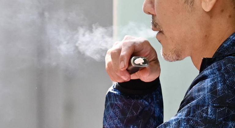 Nagy változás jöhet a dohányzás terén Magyarországon is
