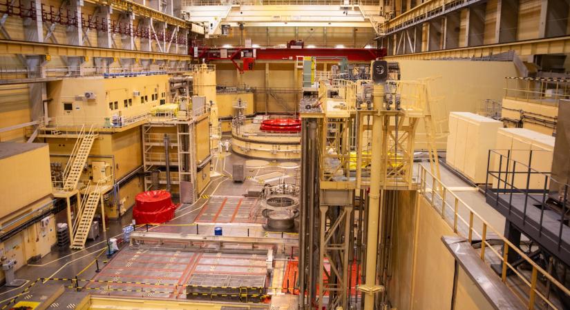 Leállítják az egyik reaktort a Paksi Atomerőműben