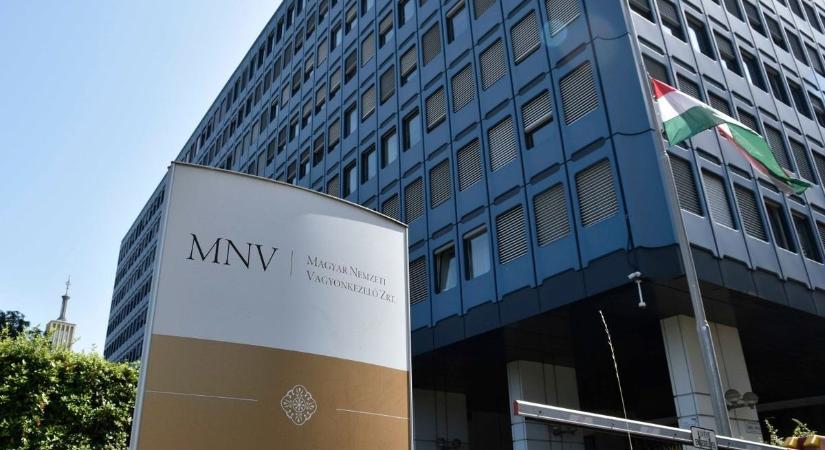 Korrupciós botrány: elfogták az állami vagyonkezelő korábbi vezetőjét, nyomkövetőt kér az ügyészség