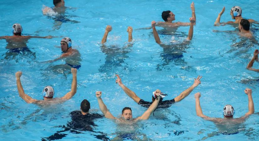 Hogy micsoda? Az olimpiai bajnok szerb pólóválogatott 11 játékosa is lemondta a válogatottságot