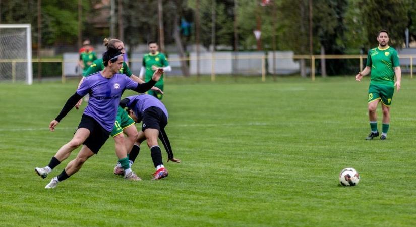 Büntetődráma után döntőben a címvédő – a Sárisáp gólzáporos meccsen ment tovább