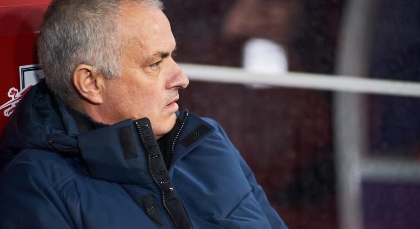 Szétesett a Real Madrid öltözője, Mourinho jöhet rendet tenni