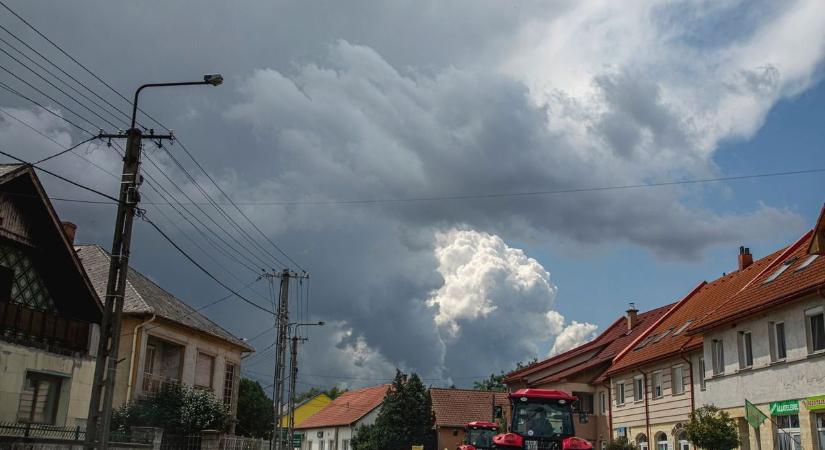 Riasztás Borsodban is! Ránk tör a zivatar?!