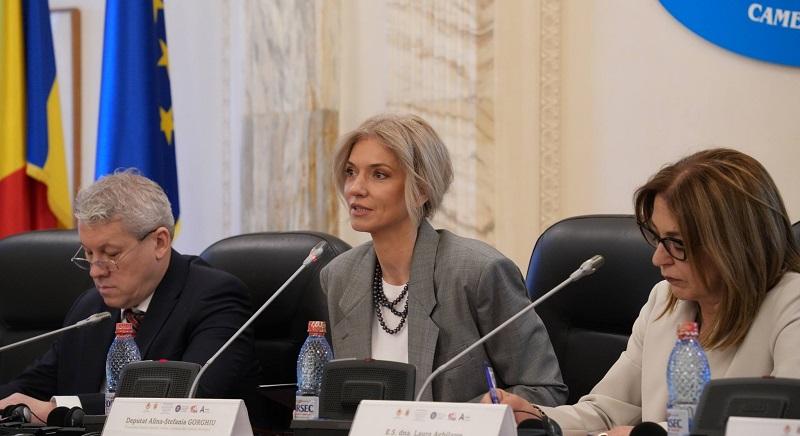 Fordulat: lehet mégsem vonulnak ellenzékbe a liberálisok?