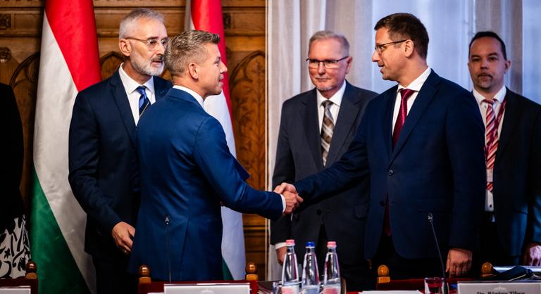 Úgy tűnik, teljesül Magyar Péter nagy vágya