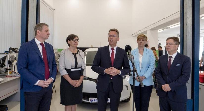 Feljelentés az NKA-támogatások miatt: újabb vaskos forintok érkeztek az egri kulturális szereplőkhöz II. - már 50 millió forintot találtunk