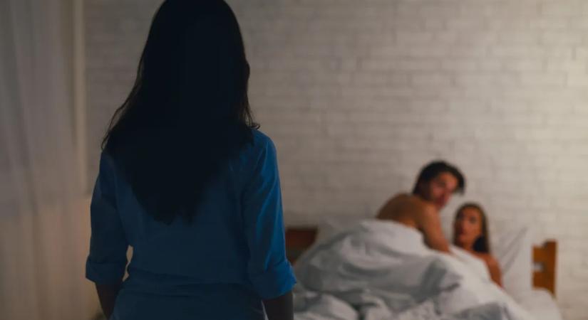 „A férjem 22 évig csalt az anyámmal – De, ami ezután kiderült, az még sokkolóbb”