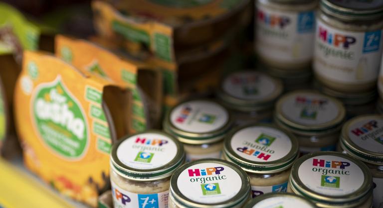 Megszólalt az ügyészség a patkányméreggel szennyezett Hipp-bébiételről