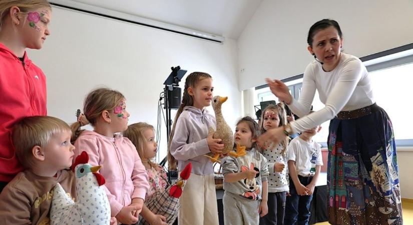 Hangszereket simogathatnak és kincsekre vadászhatnak a gyerekek az Arany 17-ben