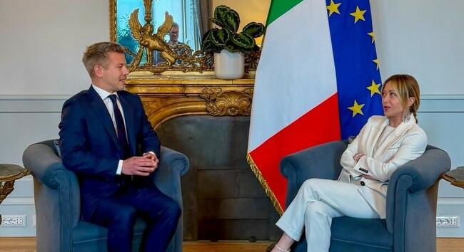Magyar Péter meghívta Magyarországra Giorgia Meloni olasz kormányfőt