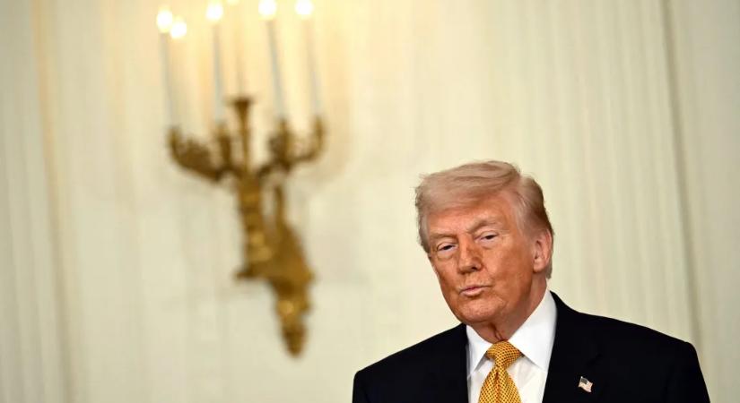 Trump magasabb vámokkal fenyegeti az EU-t, július 4-ig adott időt a kereskedelmi megállapodás jóváhagyására