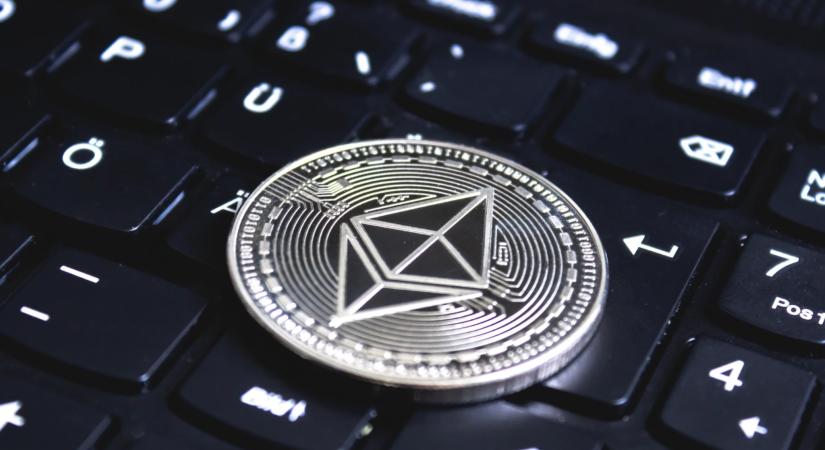 Ethereum-bálnák 423 millió dollárnyi ETH-t mozgattak tőzsdékre, nő az eladói nyomás