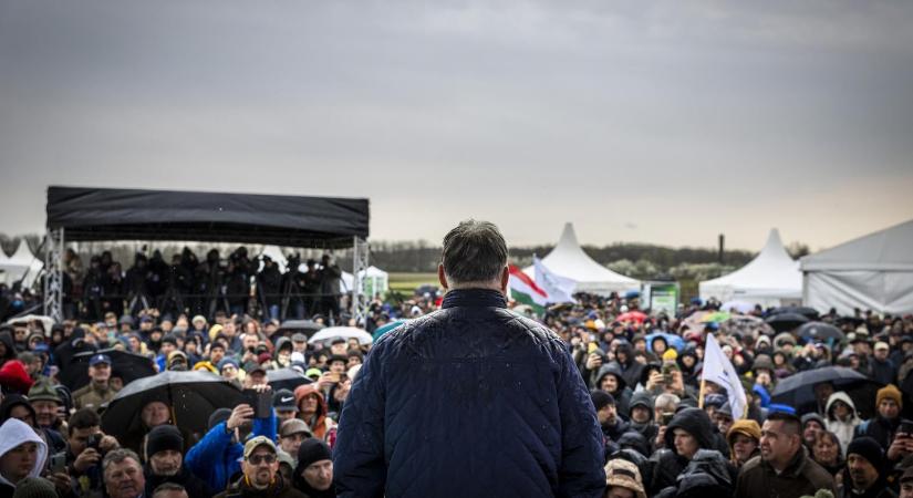 „Nem értjük, nem értjük” – Csak néznek a Fidesz-szavazók, hogy ez mi volt, szerintük Orbán Viktor pártja mindent jól csinált