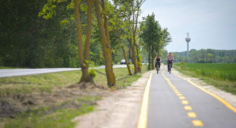 Megújult a kerékpárút Ásványráró és Dunaszeg között