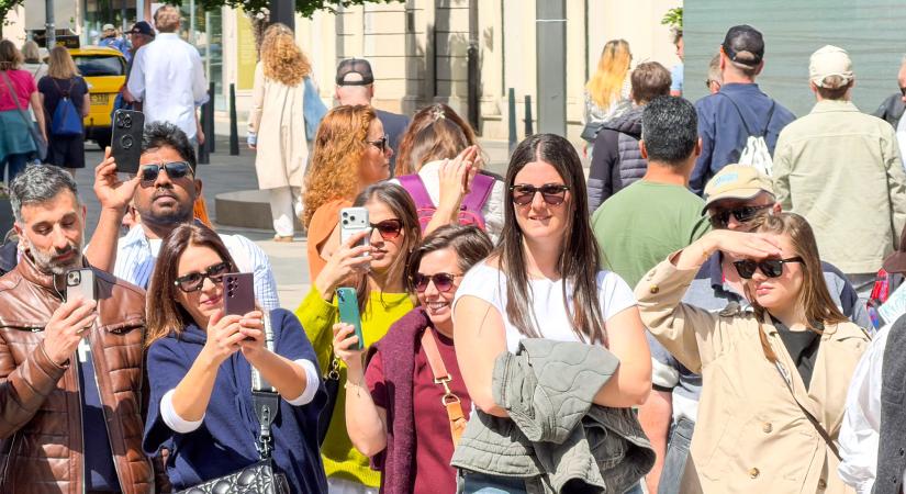 Birodalmi rohamosztagosok lepték el Budapestet!