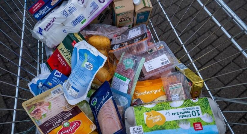 A magyarok elszaladtak bevásárolni, lekörözték az EU-t, aztán elmentek választani és ez lett belőle