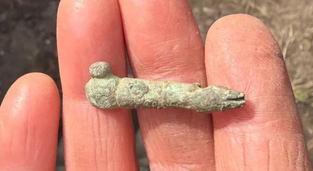 Fallosz alakú védőamulett került elő Észak-Angliában