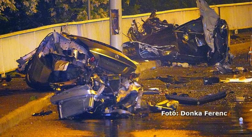 Brutális baleset Szegeden: három részre szakadt az autó - Fotó