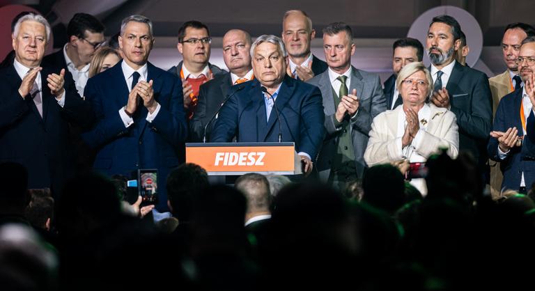 Magyar Hang: mintegy 140 millió forint közpénzt költhetett el a nyilvánosság előtt nem ismert eseményekre a Fidesz