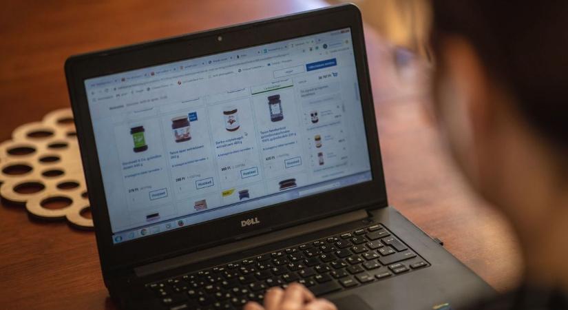 Jó hír a Temu-rajongóknak: több százezer vásárlónak 2000 forintot fizet vissza a népszerű online piactér