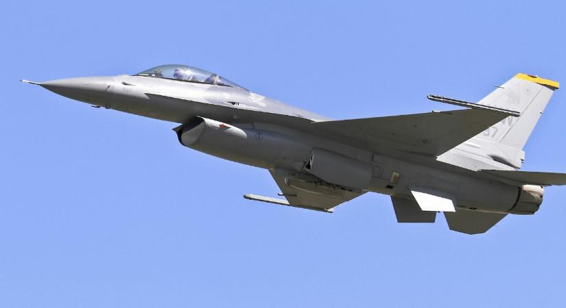 Szlovák F–16-osok védik majd a balti államok légterét