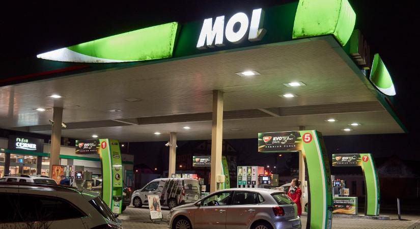 Baljós felhők a Mol körül?