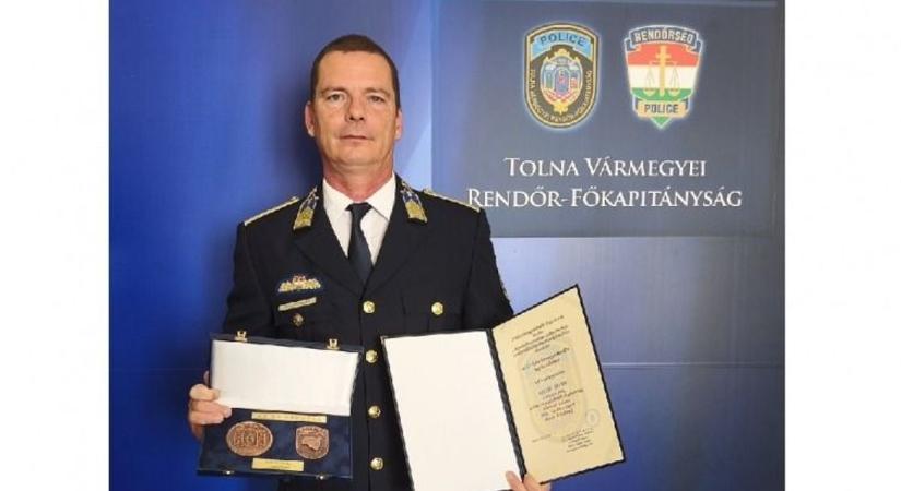 Az Év Rendőre lett a Tolna vármegyei főellenőr