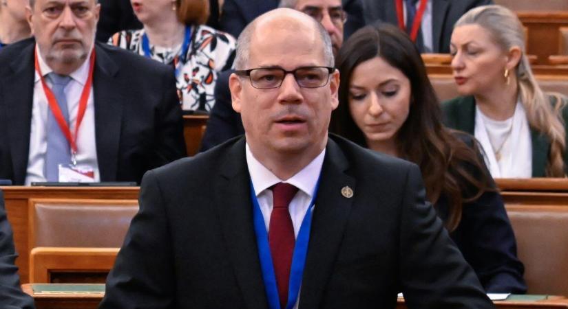 Aggódhat, aki külföldre menekített vagyont – a legfőbb ügyész mindenkinek utánamenne