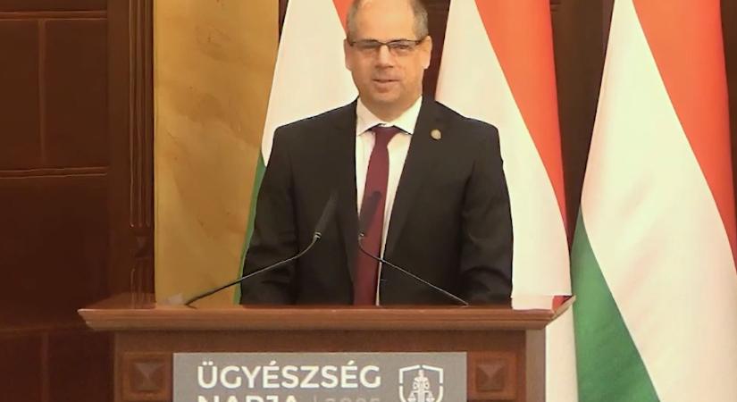 A Matolcsy-vagyont Dubajból is visszahozná a legfőbb ügyész