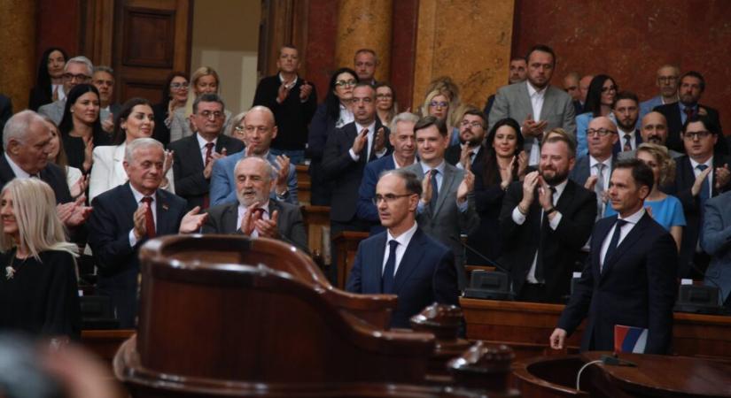 Mivel foglalkozik a harmincegy minisztérium a jelenlegi kormányban?